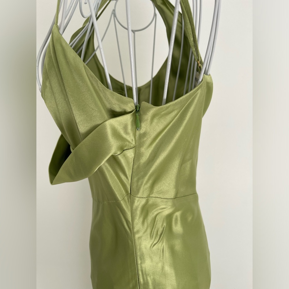 RTR Nicholas Duna one-shoulder satin maxi dress gown slit olive green size 2 - Picture 6 of 15